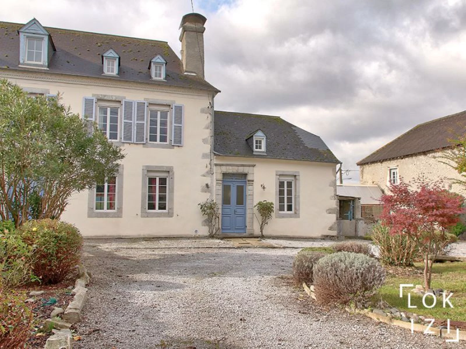 Location maison meuble 235m, 4 chambres, jardin et piscine (Bordes - Pau 64)