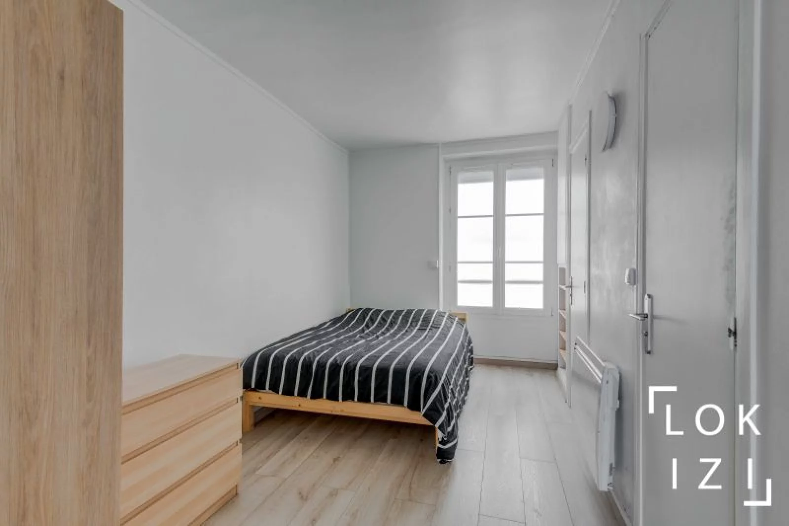 Location appartement meubl 2 pices 29 m (Paris 15 / Charles Michel)